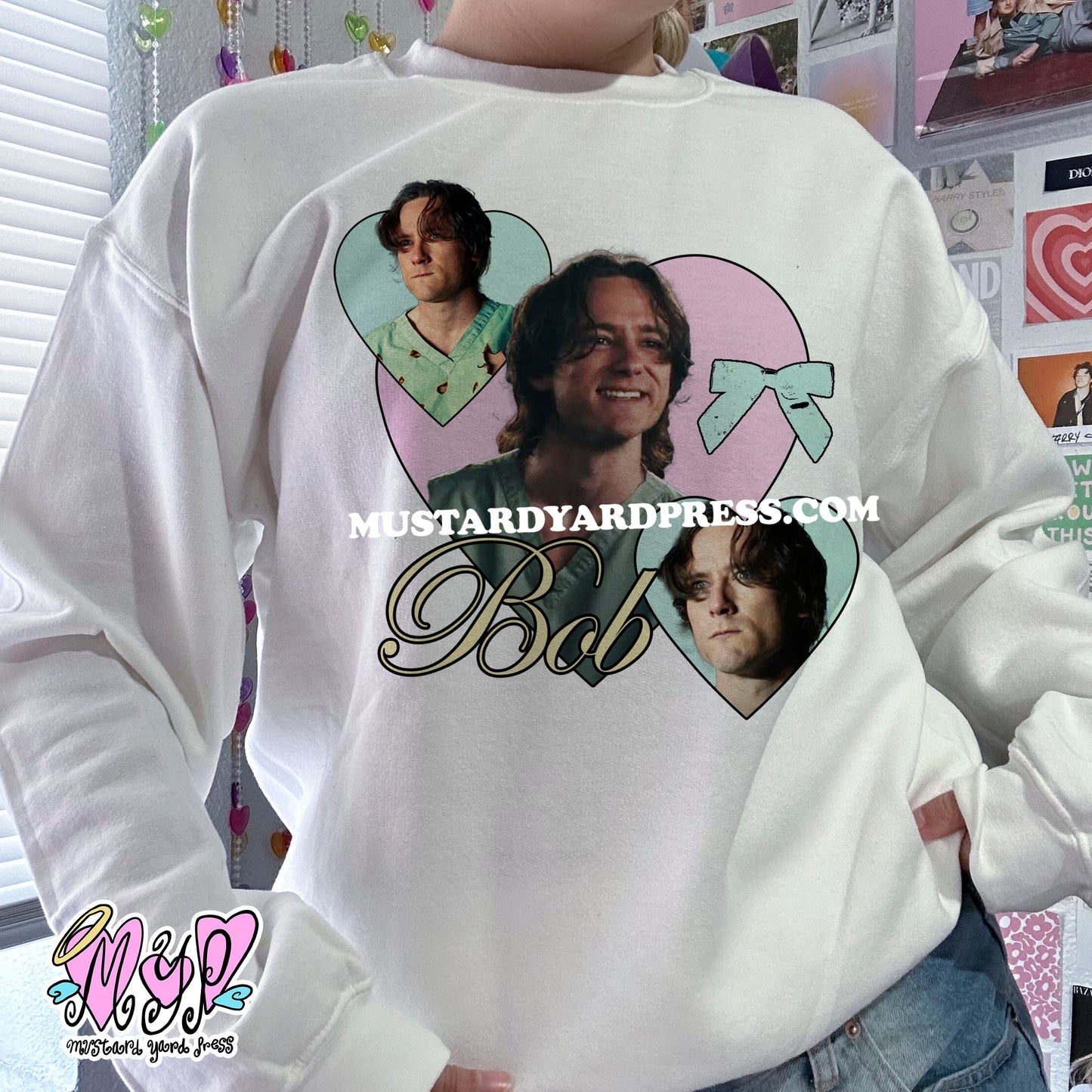 bob crewneck