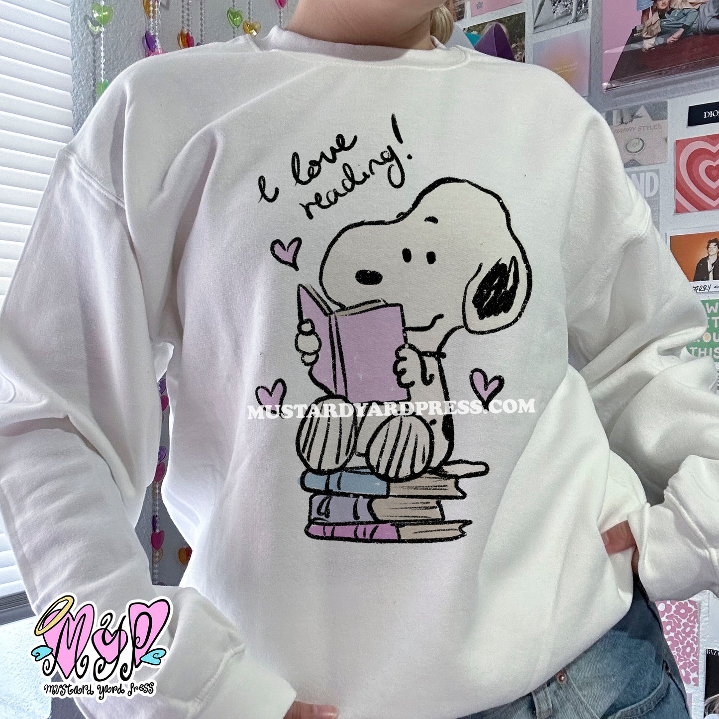 i love reading crewneck