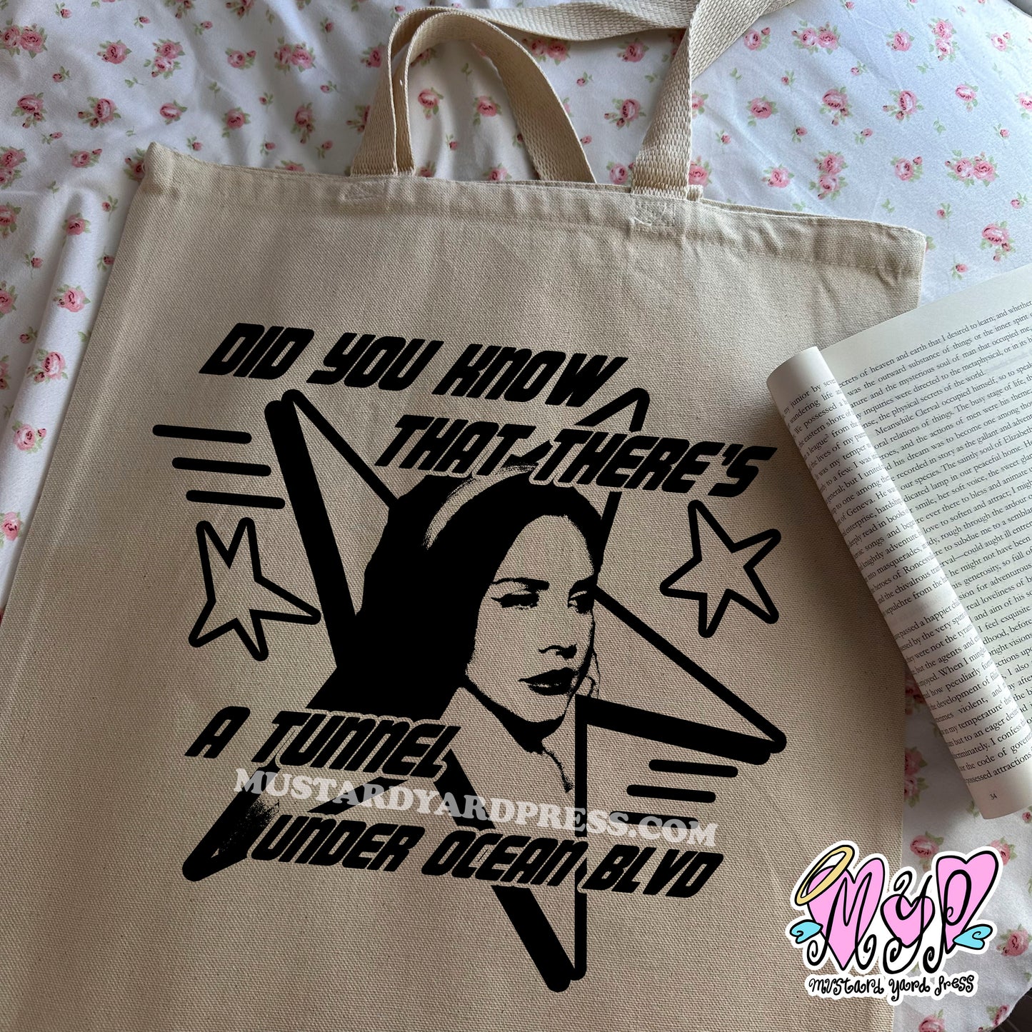 lana star tote bag
