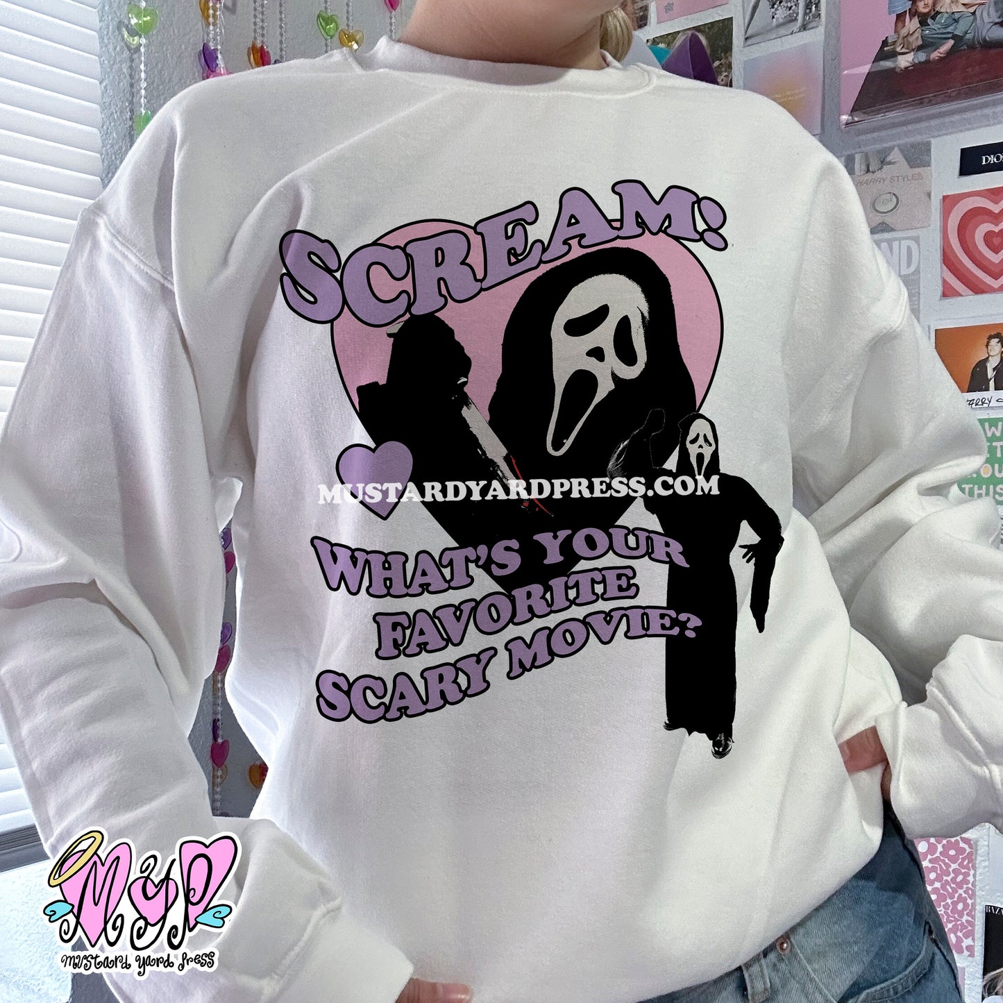 scream! crewneck