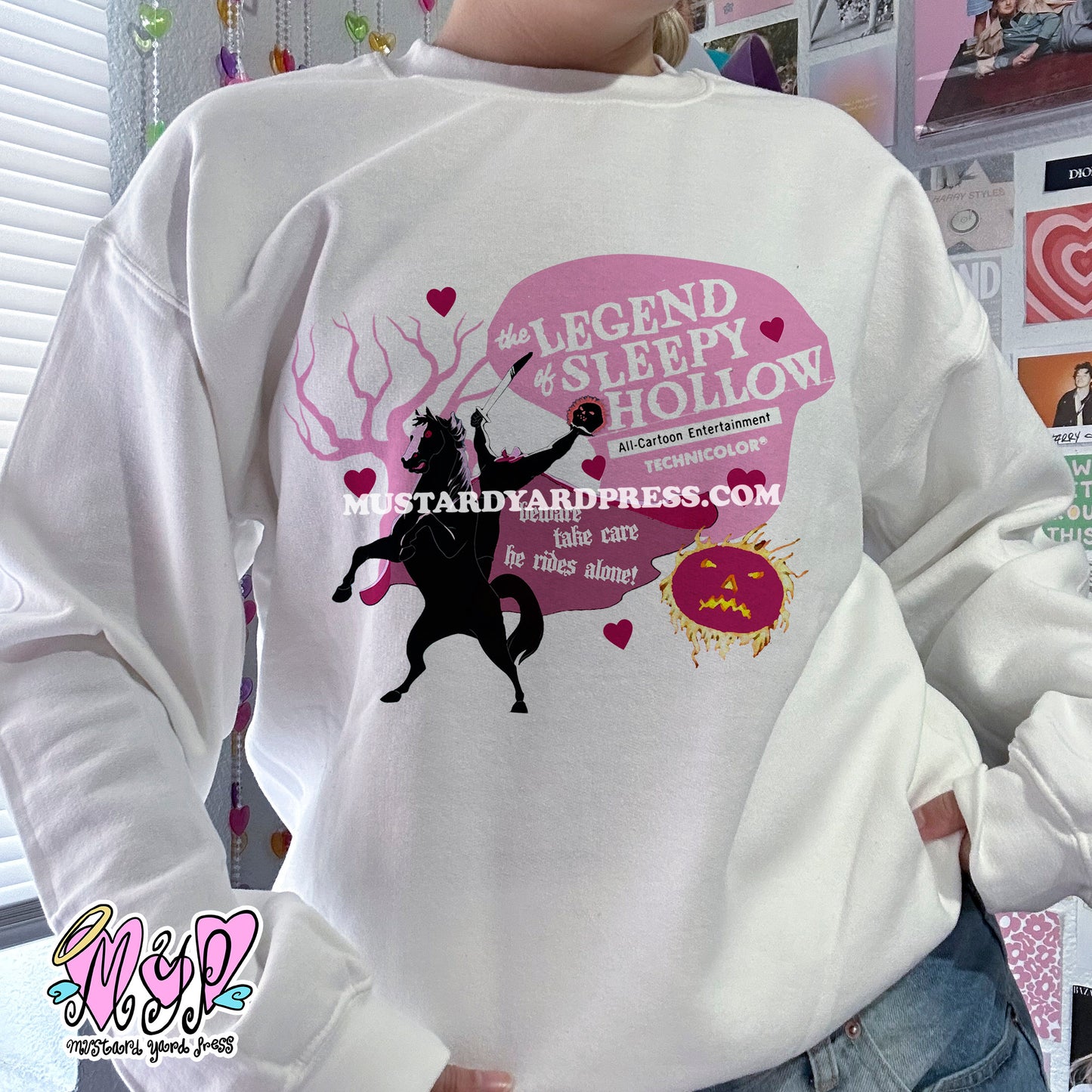 sleepy crewneck