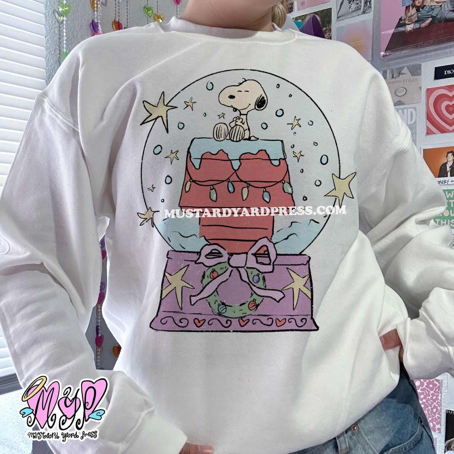 snowglobe crewneck
