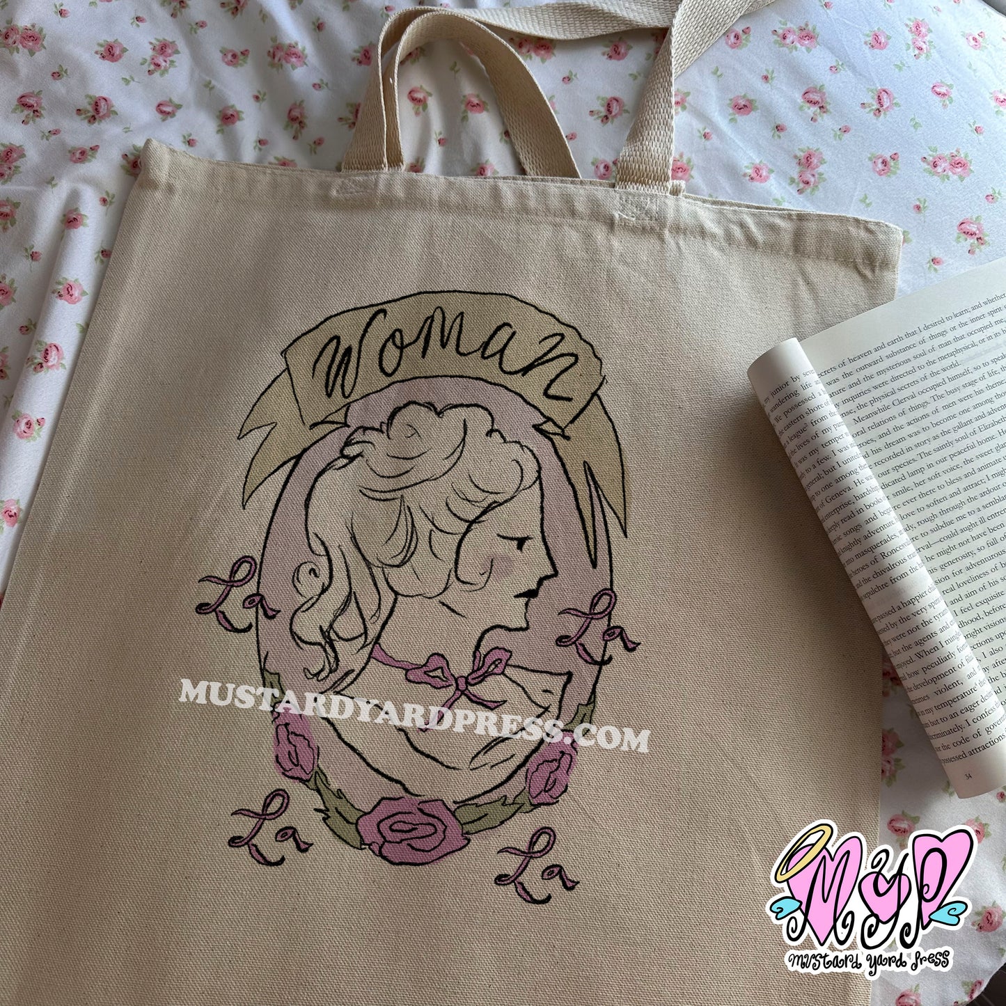 woman tote bag