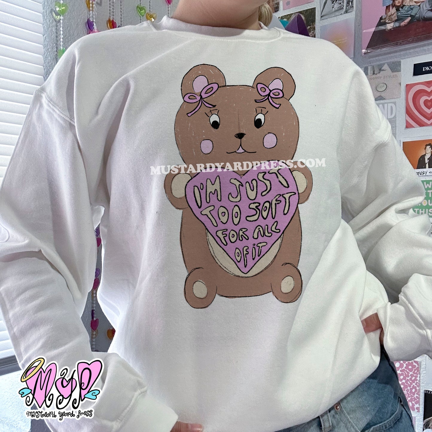 sweet nothing bear crewneck
