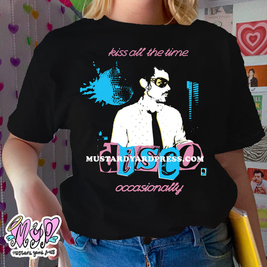 kiss disco collage t-shirt