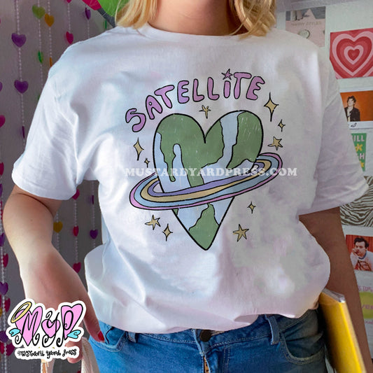 satellite planet t-shirt