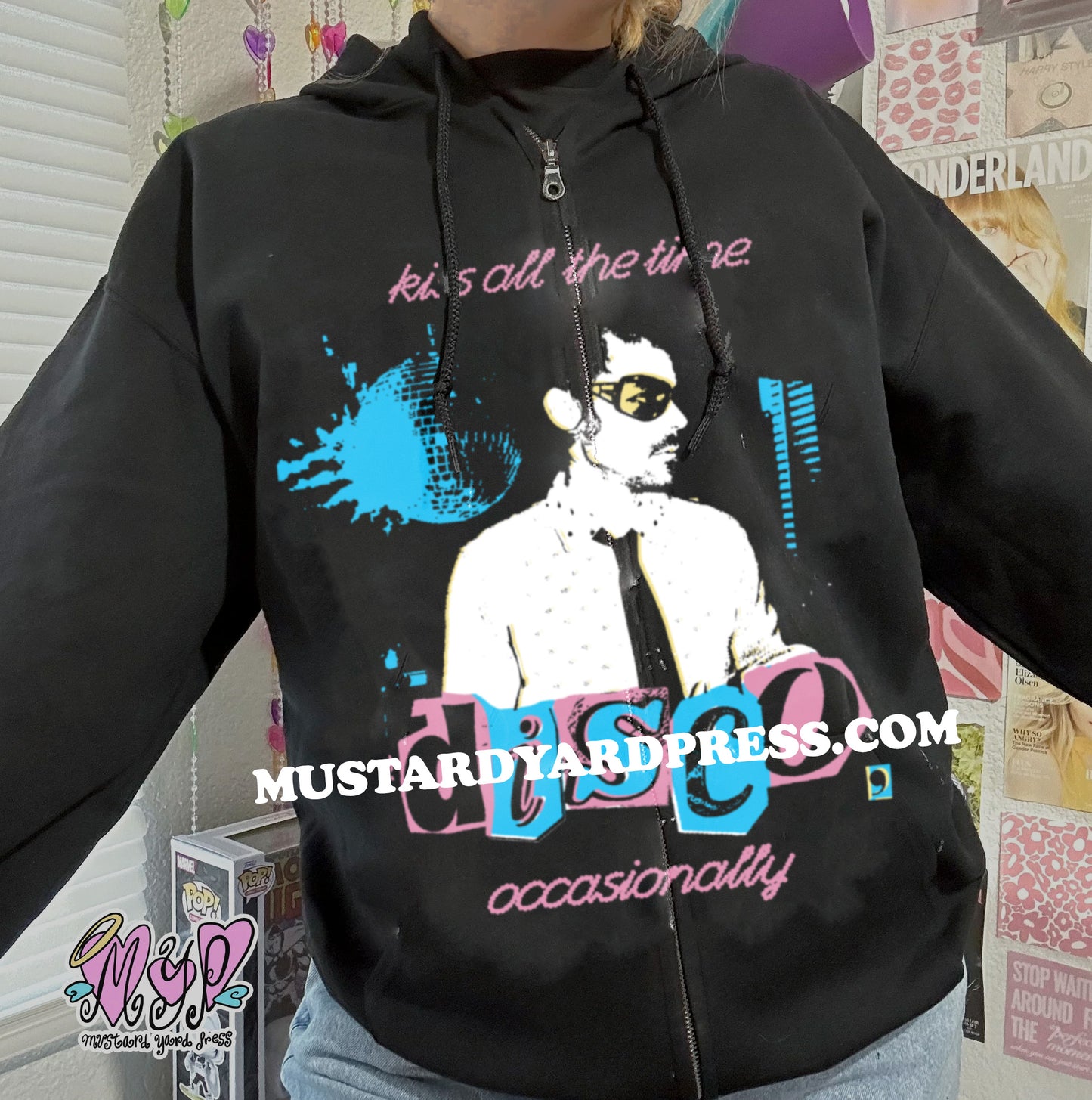 kiss disco collage zip-up