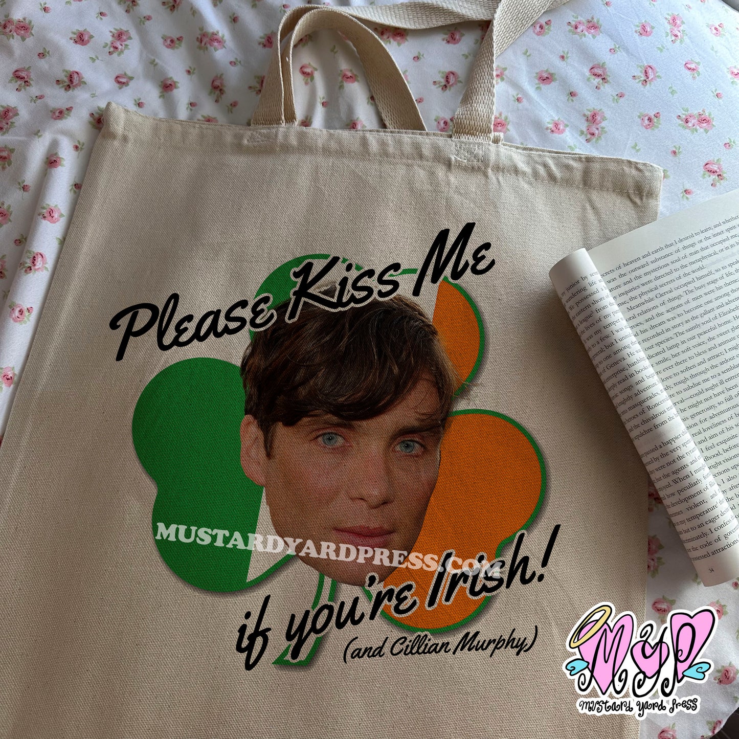 please kiss me! tote bag