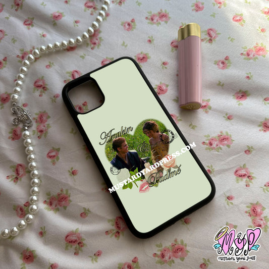 lovers picnic phone case