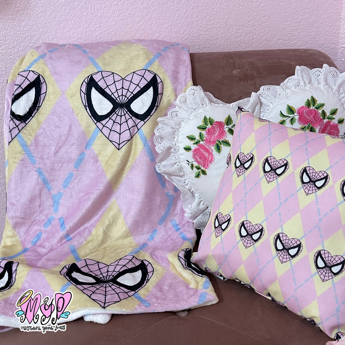 spider argyle blanket