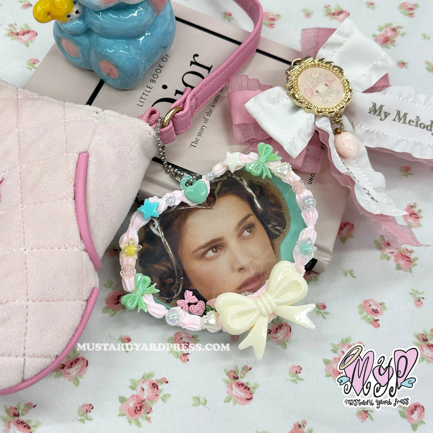 queen sweet deco heart keychain