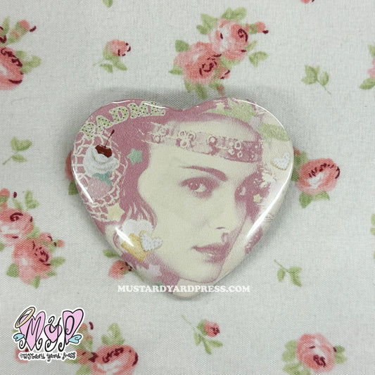 queen heart shaped pin