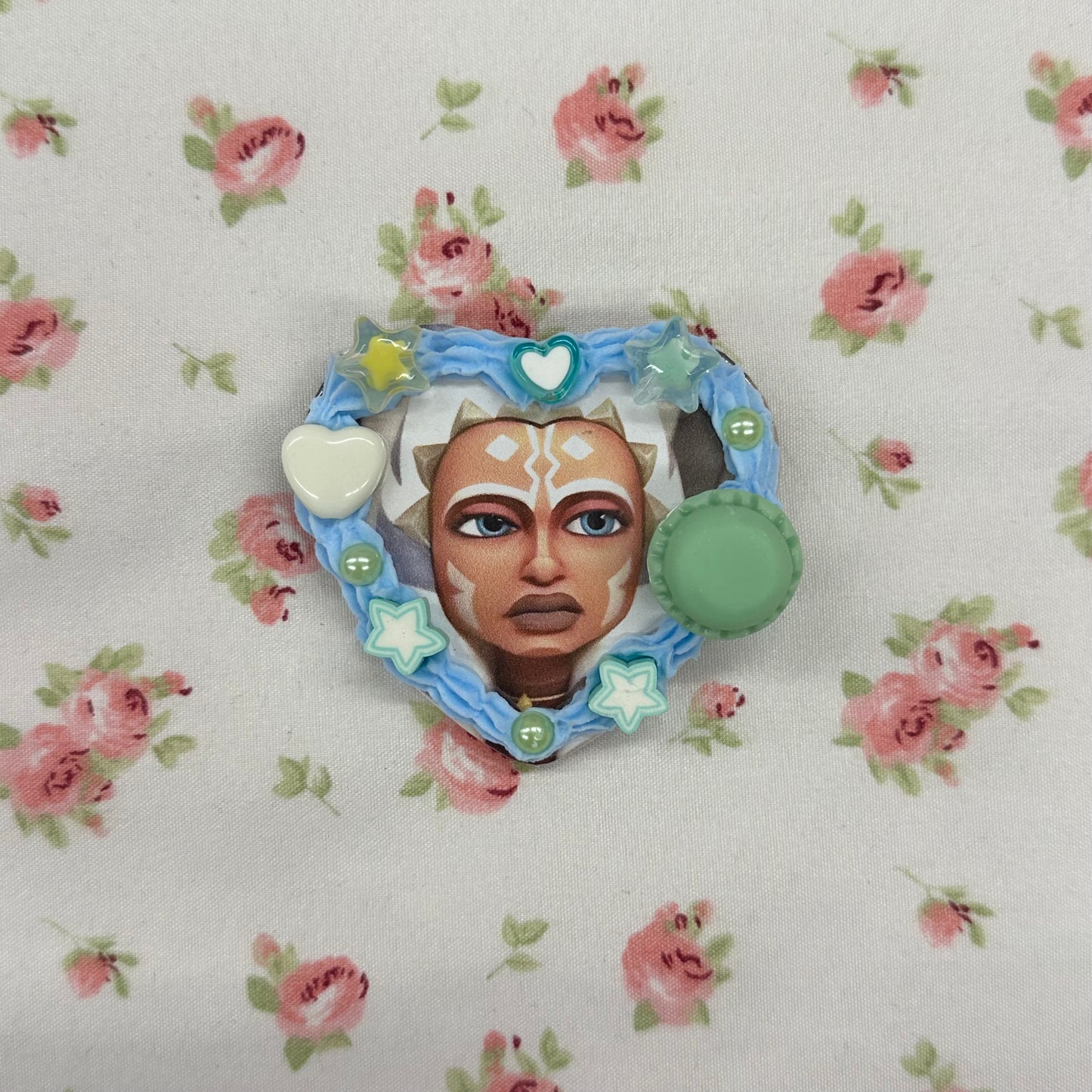 snip sweet deco button pin