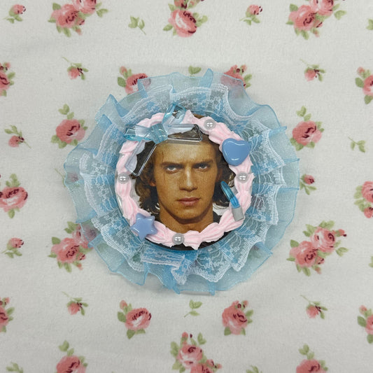 ani sweet deco lace button pin