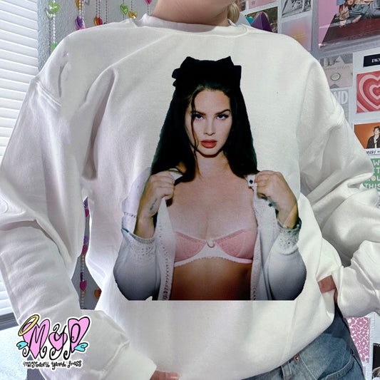 lana portrait crewneck